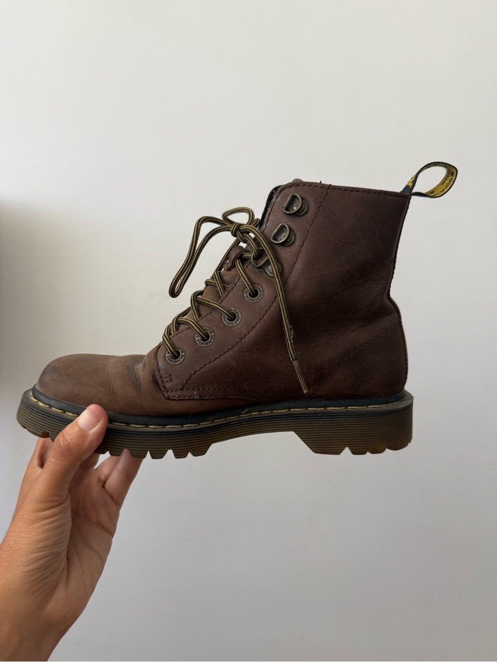 Women’s docs - Picture 3 of 3